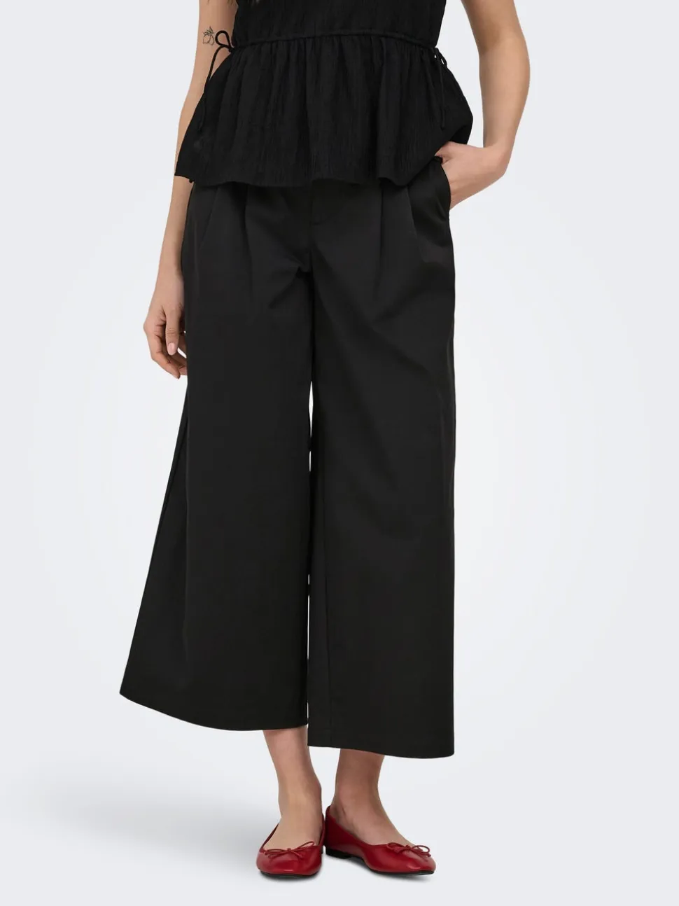 ONLTANNY Cropped Fit Pantaloni culotte