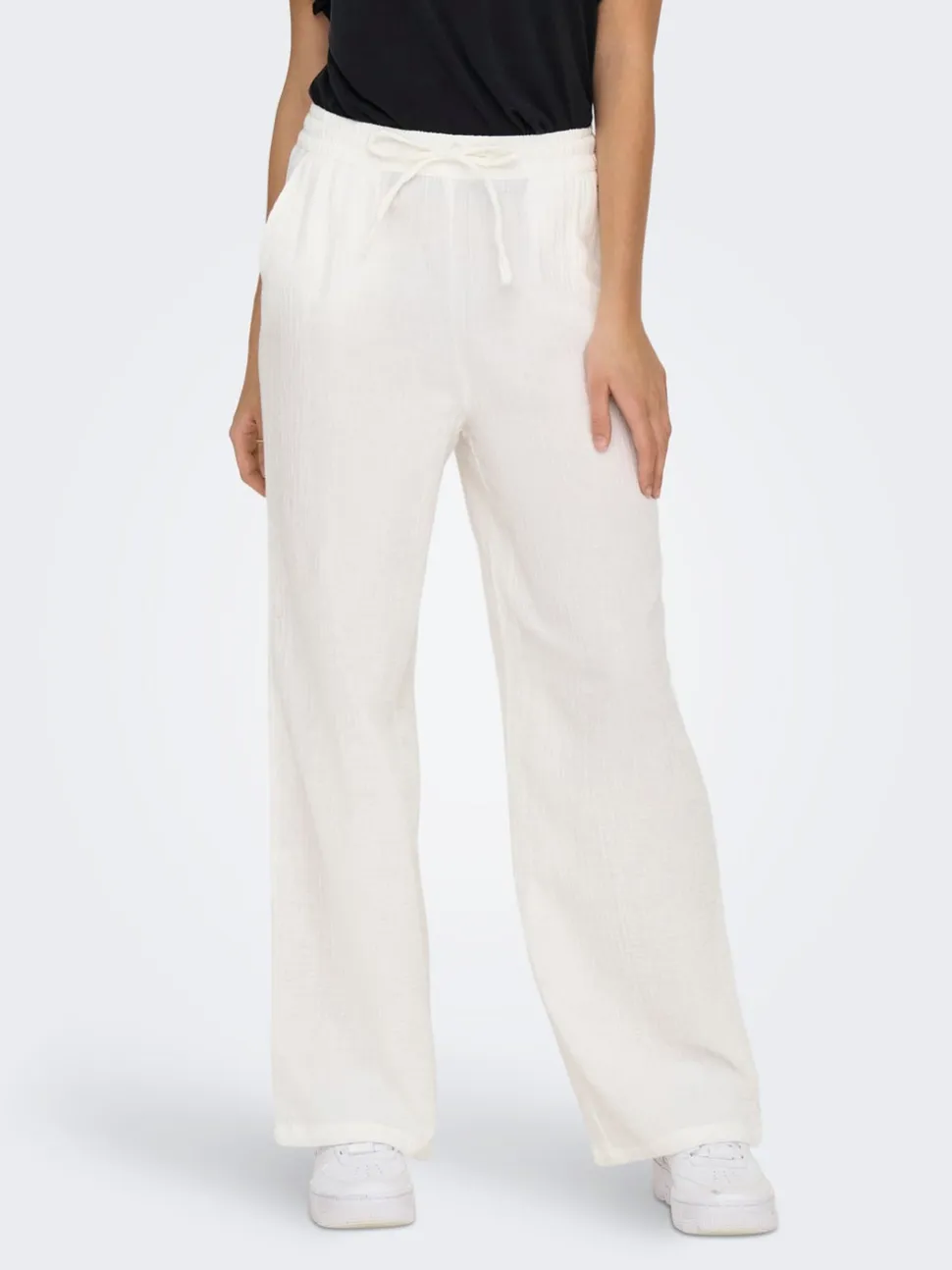 ONLTHYRA Comfort Fit Pantaloni a gamba larga