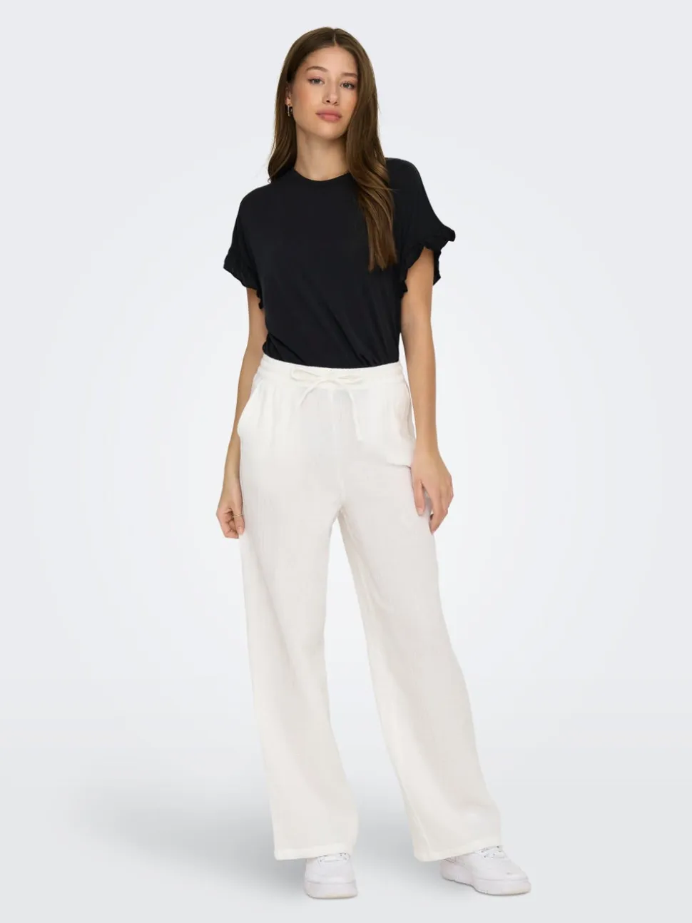 ONLTHYRA Comfort Fit Pantaloni a gamba larga