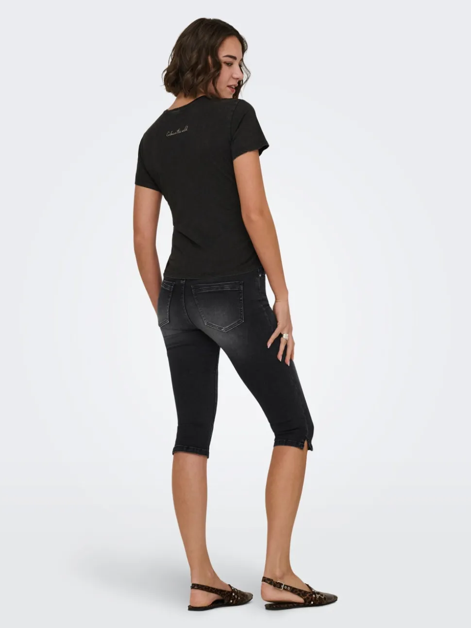 ONLWAUW Vita media Regular Fit Capris