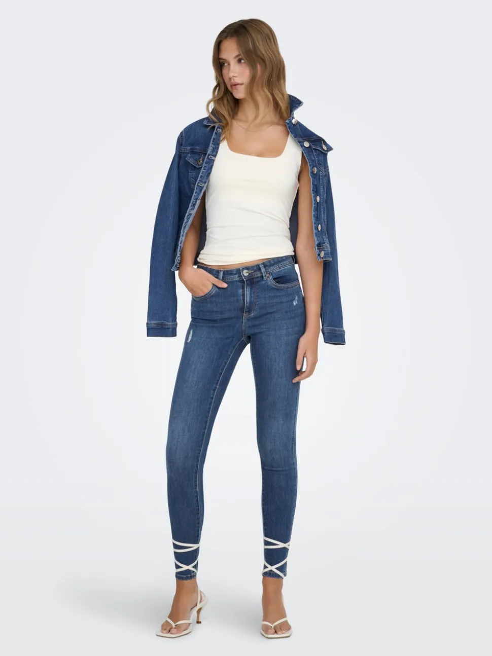 ONLWAUW Vita media Skinny Fit Jeans