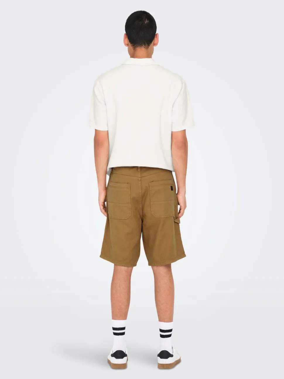 ONSEDGE Loose Fit Shorts