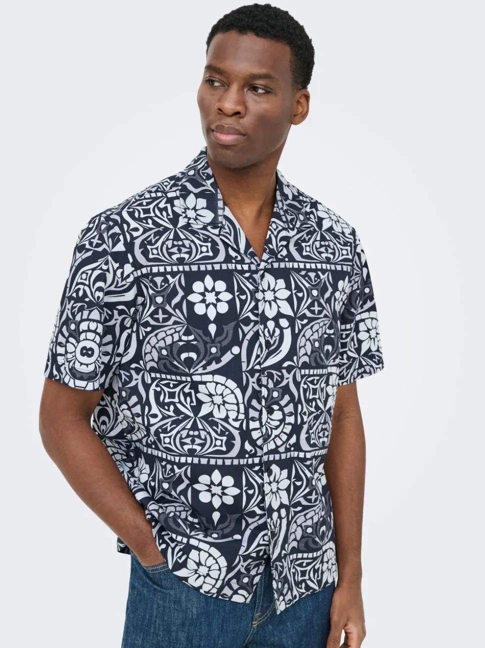 ONSWHITE Stile Hawaiano