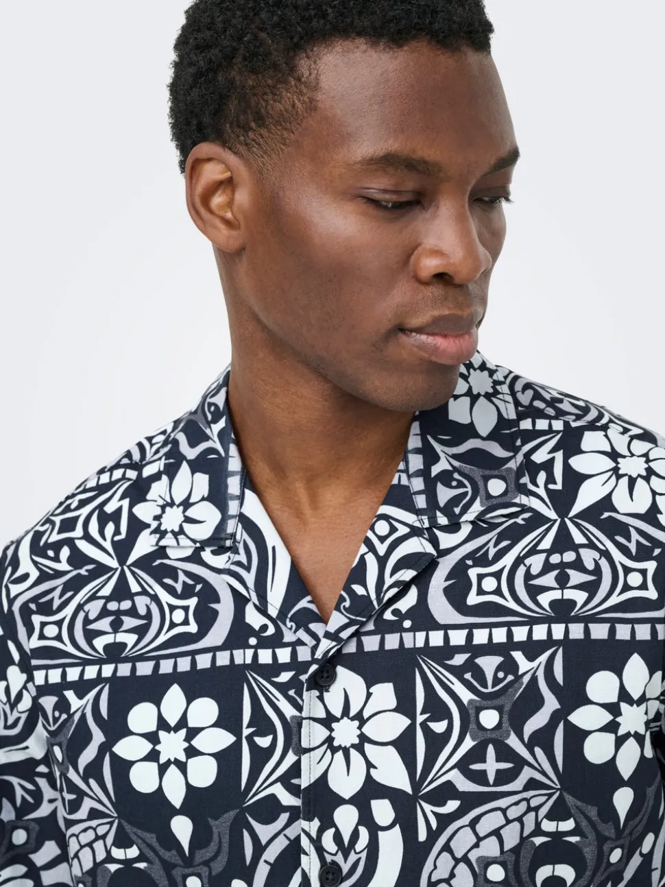 ONSWHITE Stile Hawaiano