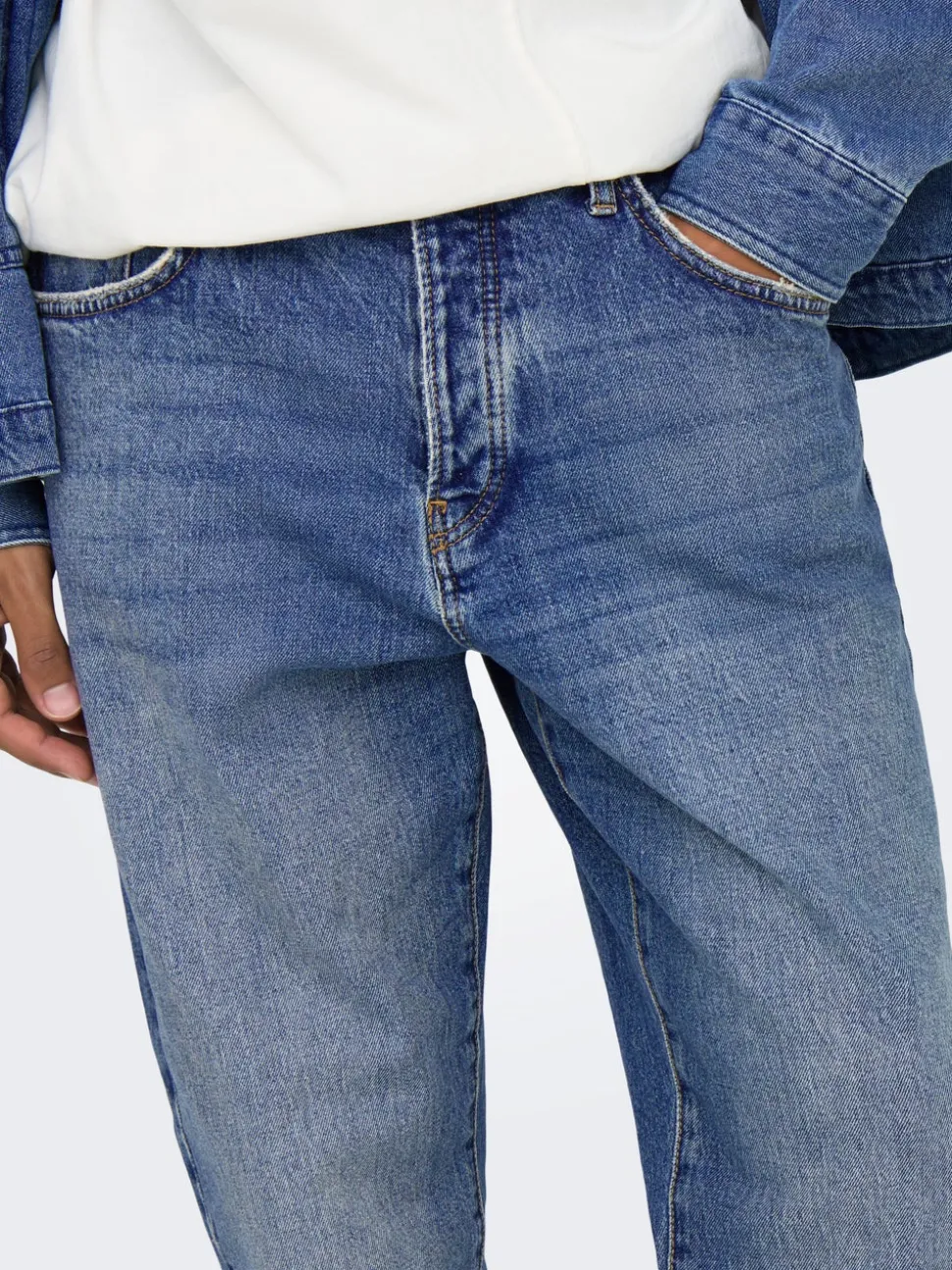 ONSYOKE Vita media Cropped Fit Jeans