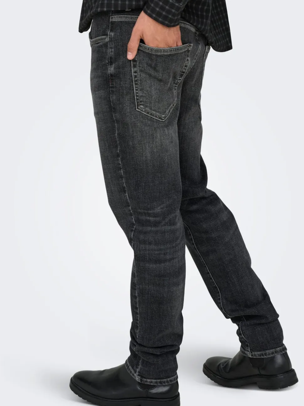 ONSYOKE Vita media Tapered Fit Jeans